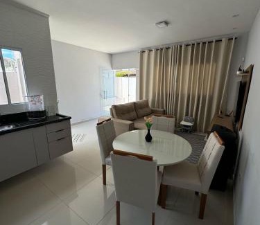 Tupy Haus | Casa em Itanhaém com Piscina e Ar condicionado à 900 Metros da Praia