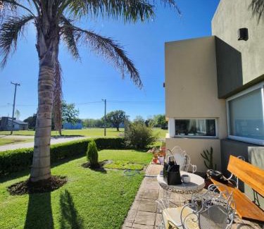 San Nicolas de los Arroyos Haus | Casa en Club de Campo. Parque y Pileta.