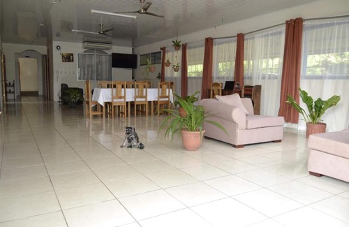 Parrita Haus | Casa Fénix