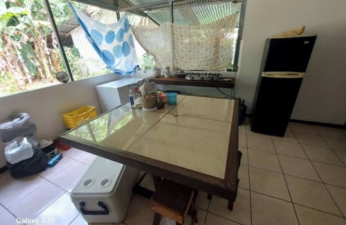 Puerto Jimenez Haus | Casa Familiar Grande Mono Congo de osa