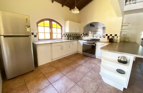 Noord Villa | Casa Galpy. Villa in Noord mit privatem Pool und Fitnessraum