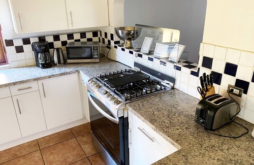 Noord Villa | Casa Galpy. Villa in Noord mit privatem Pool und Fitnessraum