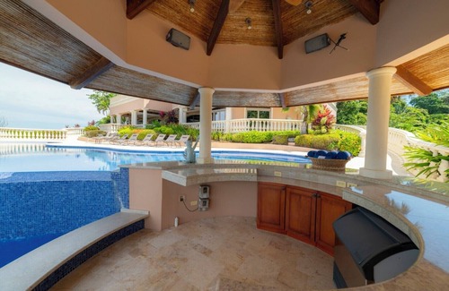 Jaco Villa | Casa Garmus 10 bdrs ocean views in Los Suenos