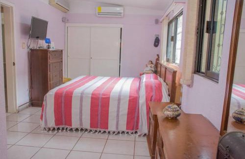 Salina Cruz Haus | Casa grande y privada, jardín & estacionamiento