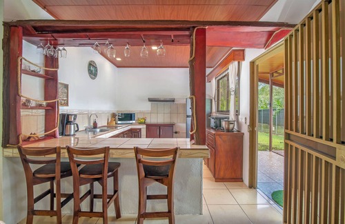 Penas Blancas Haus | Casa Heliconias La Fortuna