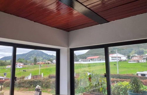 Guatavita Wohnung | Casa Ibanaska, tu Hospedaje con Jacuzzi al Aire Libre, Ideal Para Familias