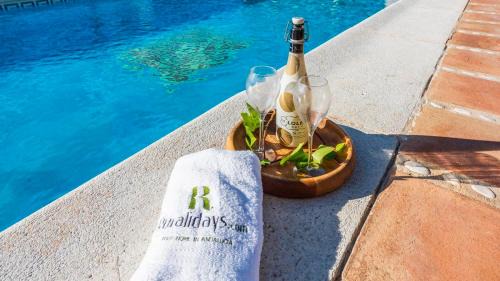 Iznate Villa | Casa La Noria Iznate by Ruralidays