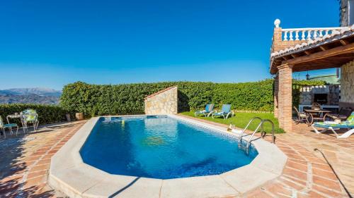 Iznate Villa | Casa La Noria Iznate by Ruralidays