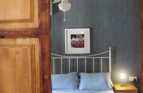 Almedinilla Bed & Breakfast | Casa La Nuez Cottages, geräumiges Badezimmer, kostenloses WLAN, eine Terrasse, Pool, Garten