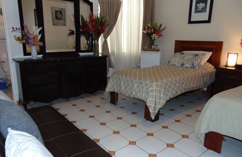 Pavas Bed & Breakfast | Casa Lima B & B Deluxe Zimmer # 14