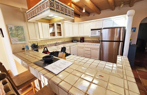 Arroyo Seco Haus | Casa Luminosa, Private Hot Tub Los Altos Clubhouse with pool, sauna, tennis