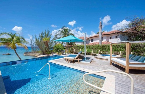 George Town Haus | Casa Luna 15 by Grand Cayman Villas & Condos