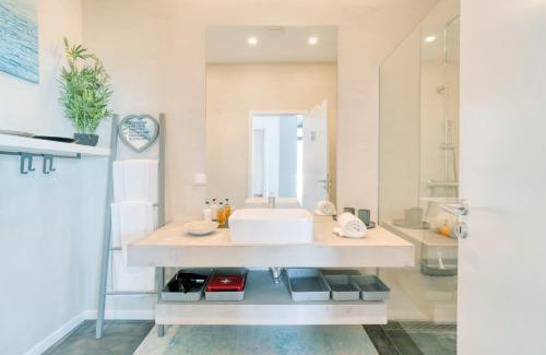 Calheta Villa | Casa Luz by LovelyStay