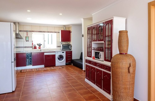 Fonte do Bispo Hütte | Casa Lynx, secluded hill top 2 bedroom getaway with pool and fenced garden