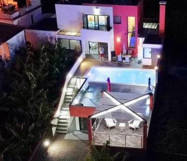 Paul do Mar Haus | Casa MaBu by Your Madeira Rentals