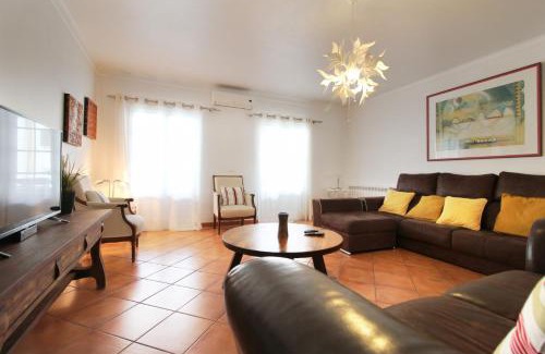 Vila Nova de Milfontes Haus | Casa Macau T4 com piscina