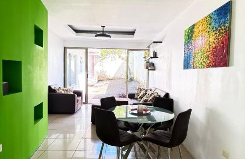 Cacique Haus | Casa Matiza, 7 min SJO airport, free parking, AC