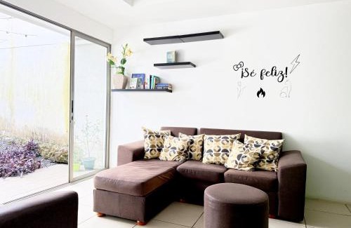 Cacique Haus | Casa Matiza, 7 min SJO airport, free parking, AC