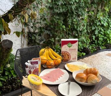 La Aguacatala Bed & Breakfast | Casa Medallo