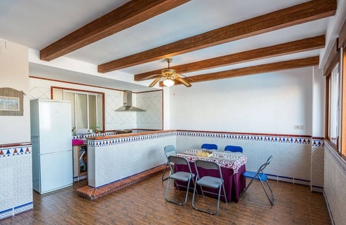 Guevejar Villa | Casa Medina de Güevéjar by Ruralidays