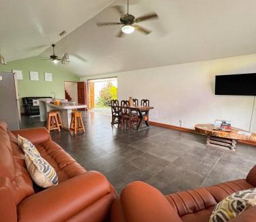 Puerto Jimenez Haus | Casa Miel Dulce Escapada en el Paraíso