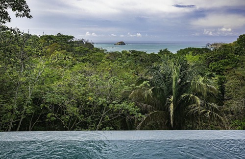 Manuel Antonio Villa | 💎 Casa Mogambo: 3-Acre Ocean View Nature Estate in Manuel Antonio