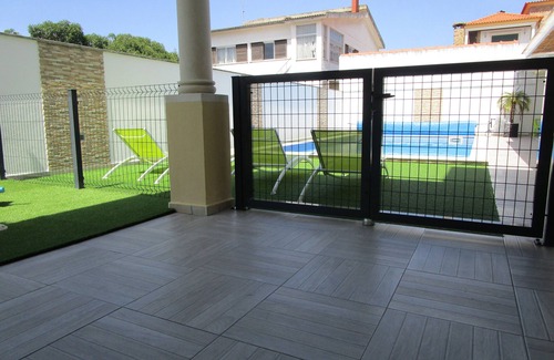 Nazare Haus | Casa Nazaré ****