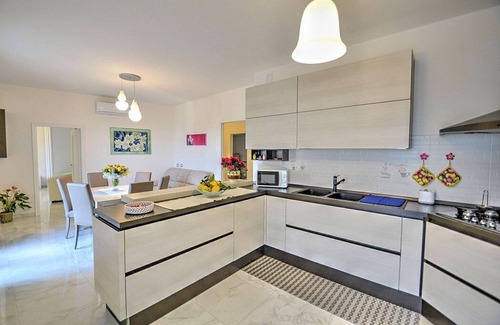 Scala Wohnung | Casa Otis: Is a welcoming apartment in a quiet position, located on a hillside above the sea.