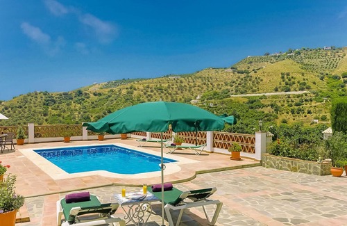 Frigiliana Villa | Casa Paqui: Charming Escape: Andalucian Villa with Private Pool near Frigiliana