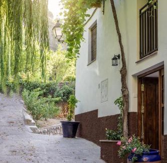 Cazorla Haus | Casa Paseo Del Sauce