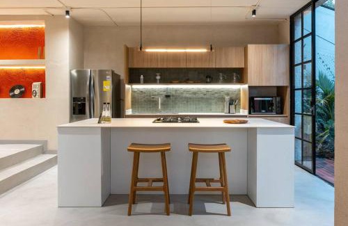 Las Lomas I Villa | Casa Penta Top Notch Villa