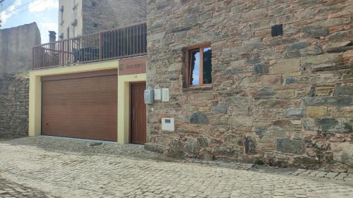 Proenca-a-Nova Haus | Casa Resineiro com Garagem e Terraço