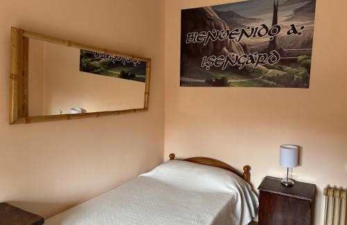 Poyales del Hoyo Haus | Casa Rivendel - Fantasía, Confort y Naturaleza