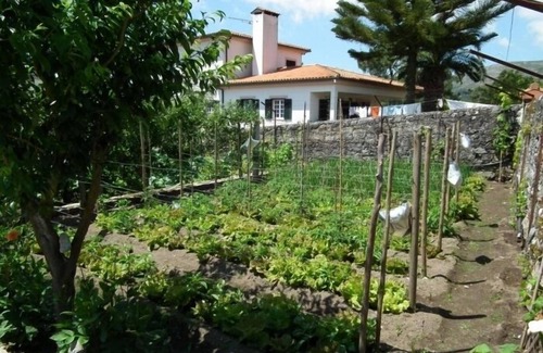 Riba de Ancora Villa | Ländliches, gemütliches Haus im Dorf mit privatem Garten in Meernähe