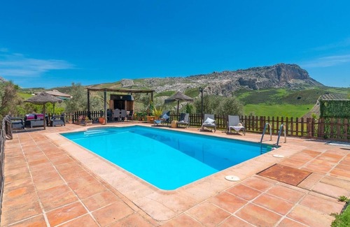 Antequera Villa | Casa Rural El Chaparro Antequera - La Higuera by Ruralidays