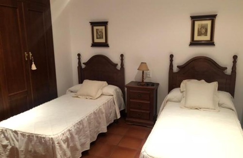 Torre de Miguel Sesmero Haus | Casa Rural El Valle