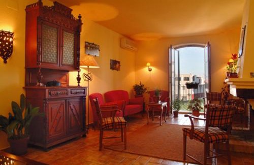 Sierra de Fuentes Haus | Casa Rural Las Avutardas