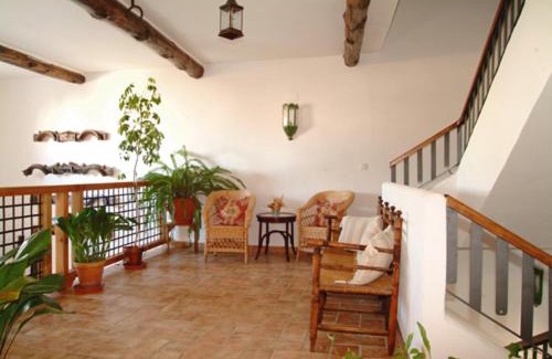 Sierra de Fuentes Haus | Casa Rural Las Avutardas