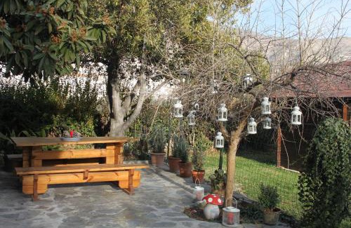 Guejar Sierra Wohnung | Casa Rural Olivillas Garden-Sierra Nevada