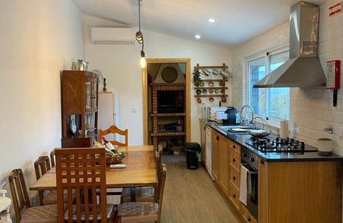Arega Haus | Casa Rural Remodelada com Piscina Insuflável e Churrasco ! Aceitam-se Animais