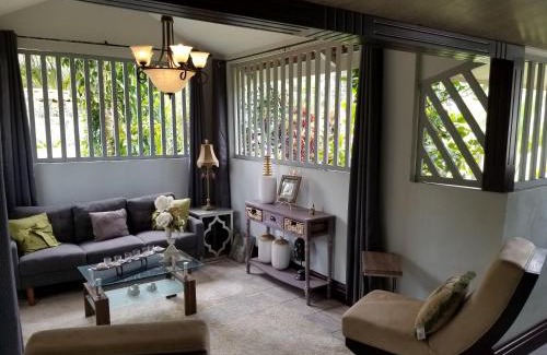 Guapiles Wohnung | Casa Sophia 3 listings Apartment 1 or Apartment 2 separately or Apt 1 and 2 together all with FO internet