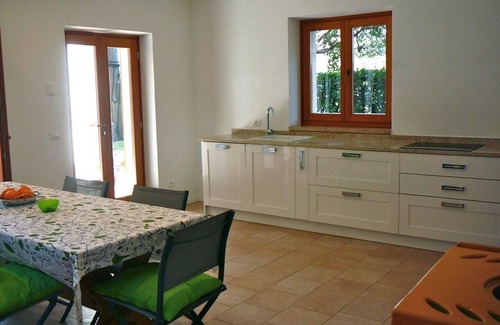 Malcesine Wohnung | Casa Sopri: Himmlische Ruhe inmitten lebhaften Treibens: im Park am Badestrand.