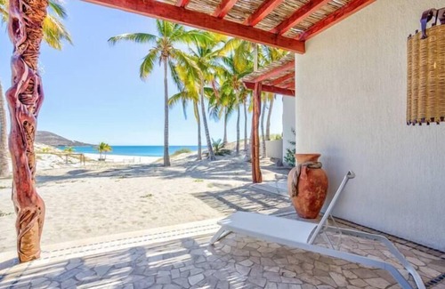 Ensenada Los Muertos Villa | Casa Sueños: Oceanfront luxurious 5 beds 4 bathrooms villa