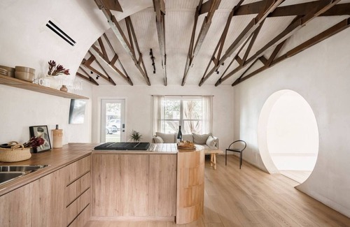 Croissant Park Haus | Casa Terra Lumi @ lumicollection