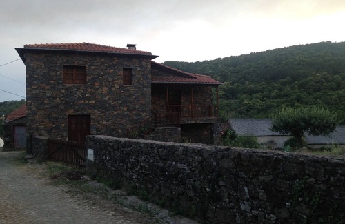 Rio De Fornos Haus | Casa Tradicional no Nordeste Transmontano
