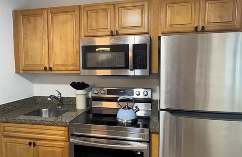 Croissant Park Wohnung | Casa Vista: A stunning 2-BR 1-Bath with amenities in delightful Ft Lauderdale