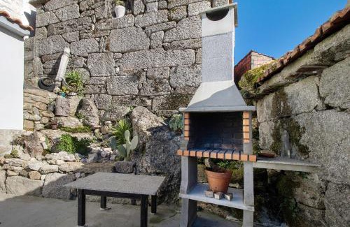 Cabril Haus | Casaesquerda Cinza
