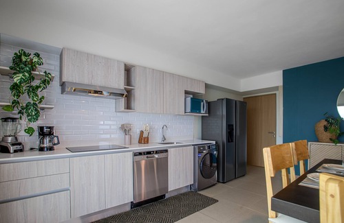 Cerro Plano Wohnung | CASAGO 1102, BRAND NEW RENTAL with Spectacular Ocean Views