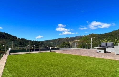 Cabril Haus | Casas Capela by O'Porto Seven