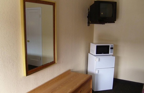 Lebanon Hotel | Cascade City Center Motel